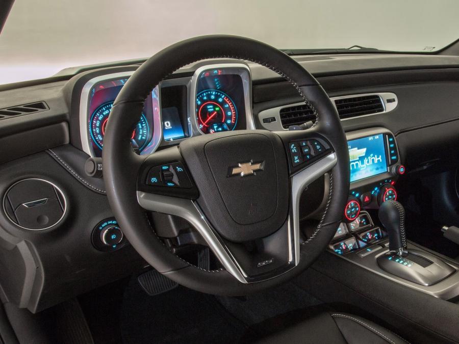  Chevrolet Camaro SS 2013 года  (фото 15 из 25)